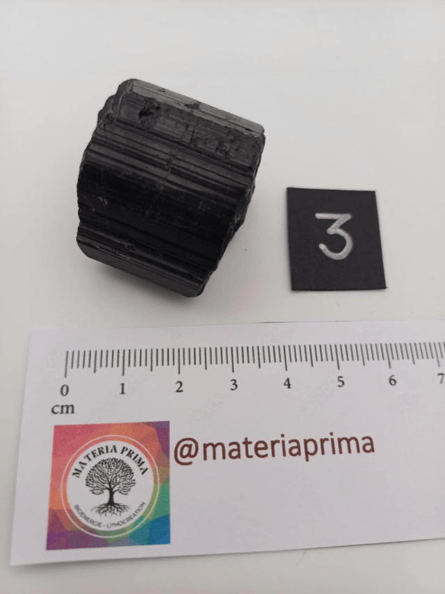 Tourmaline noire (pierre brute)