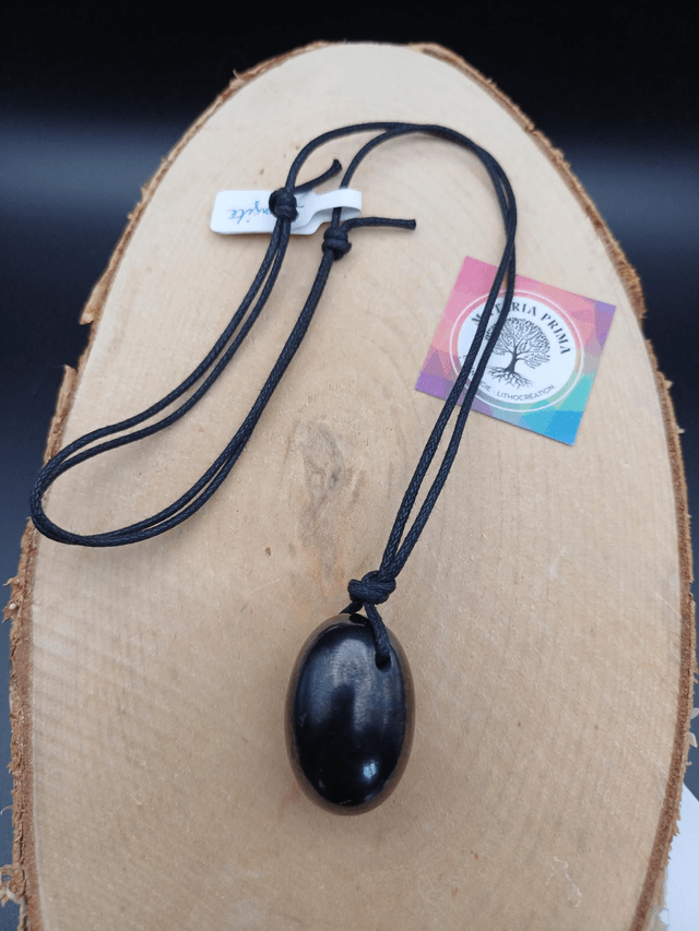 Pendentif shungite olive