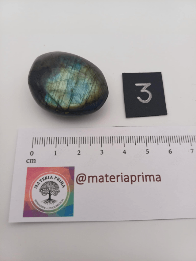 Labradorite - qualité extra (Pierre roulée)