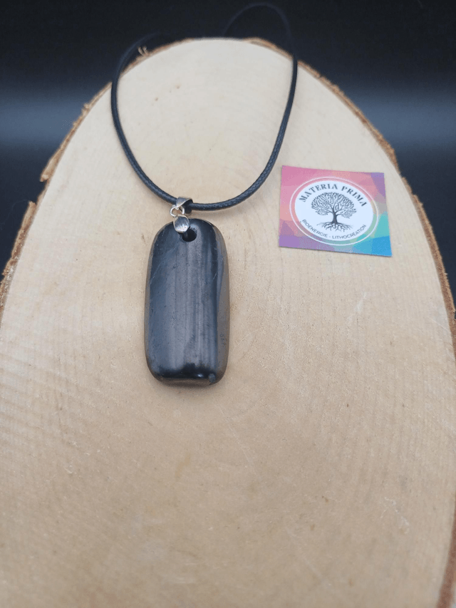 Collier shungite