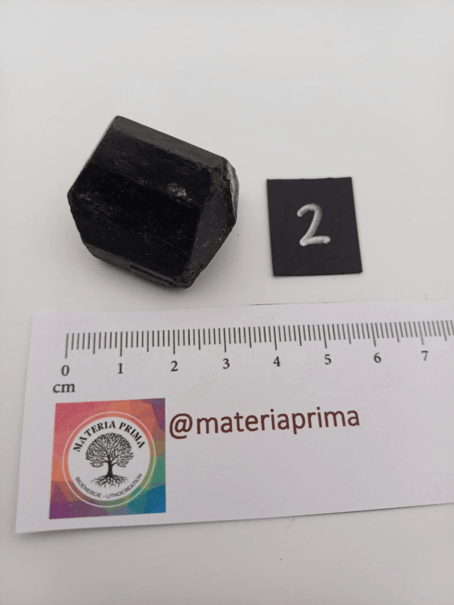 Tourmaline noire (pierre brute)