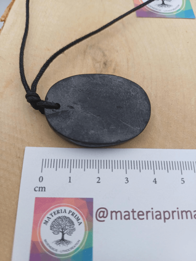Pendentif shungite ovale 12g