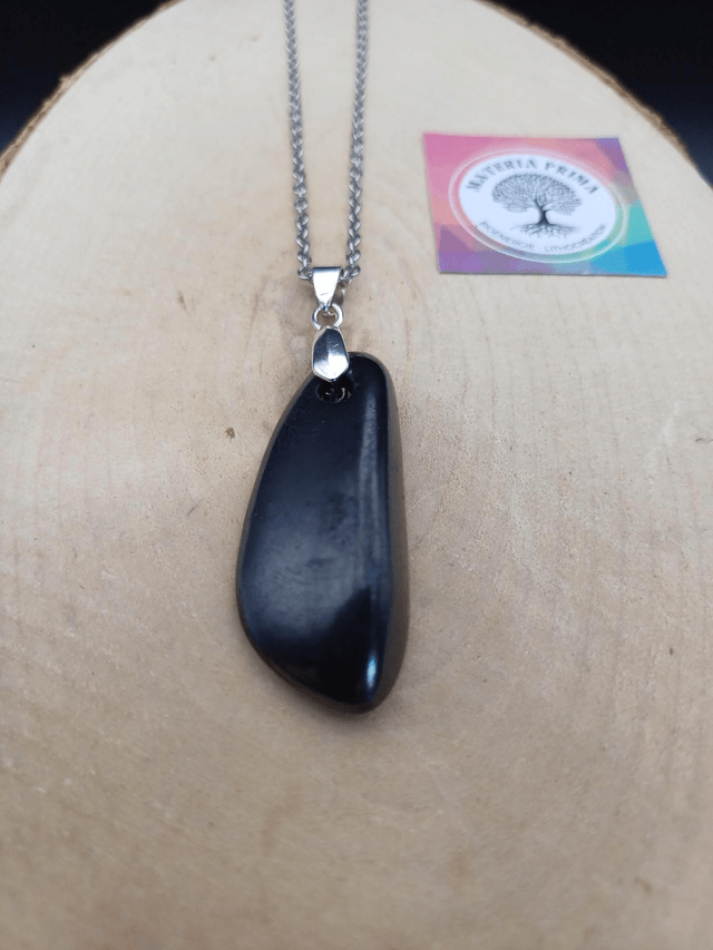 Collier shungite
