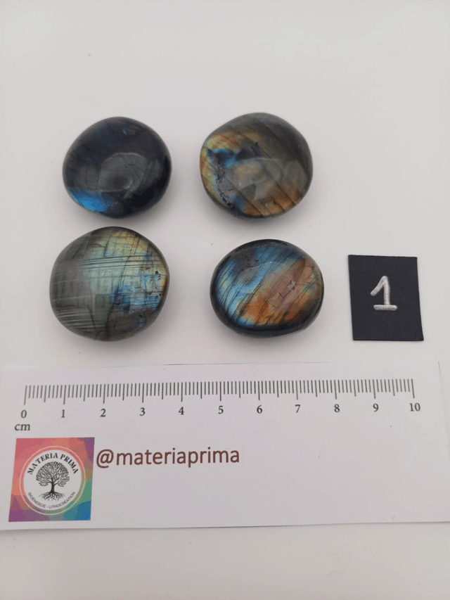 Labradorite - qualité extra (Pierre roulée)