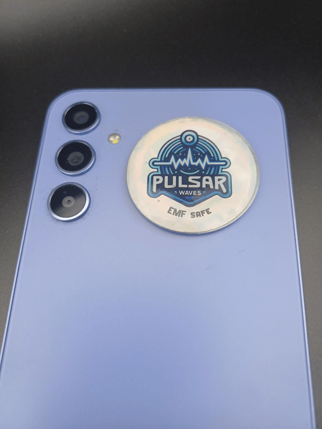 EMF safe phone