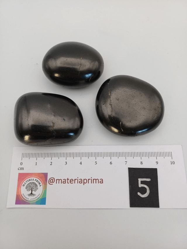 Shungite (pierre roulée) taille S