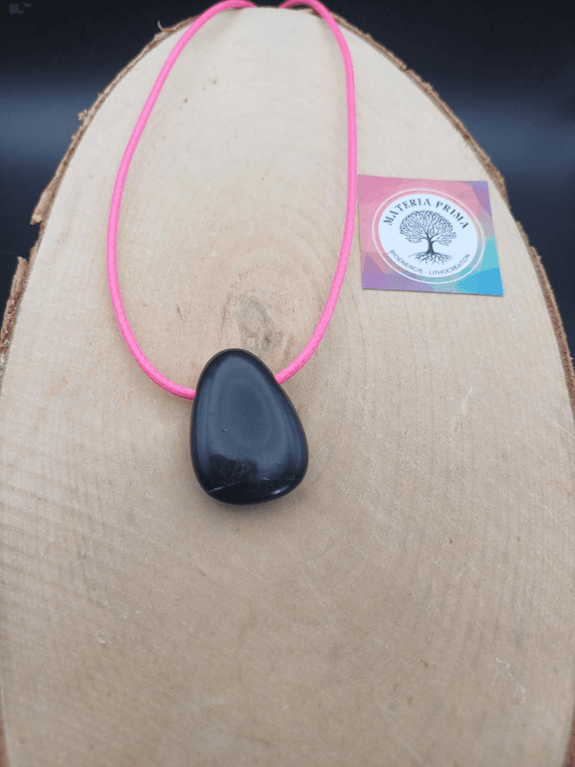 Collier shungite