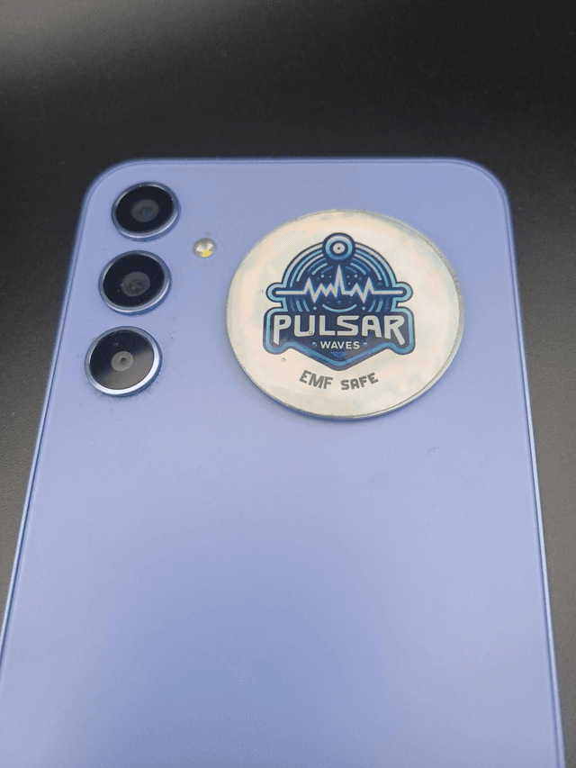 EMF safe phone